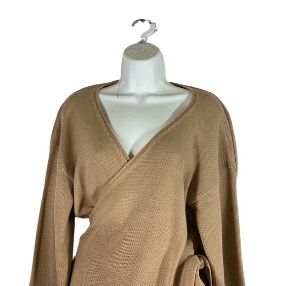 In The Style Size 8 Sweater Crossover Wrap Tan Knit Long Sleeve Side Tie - Picture 8 of 9